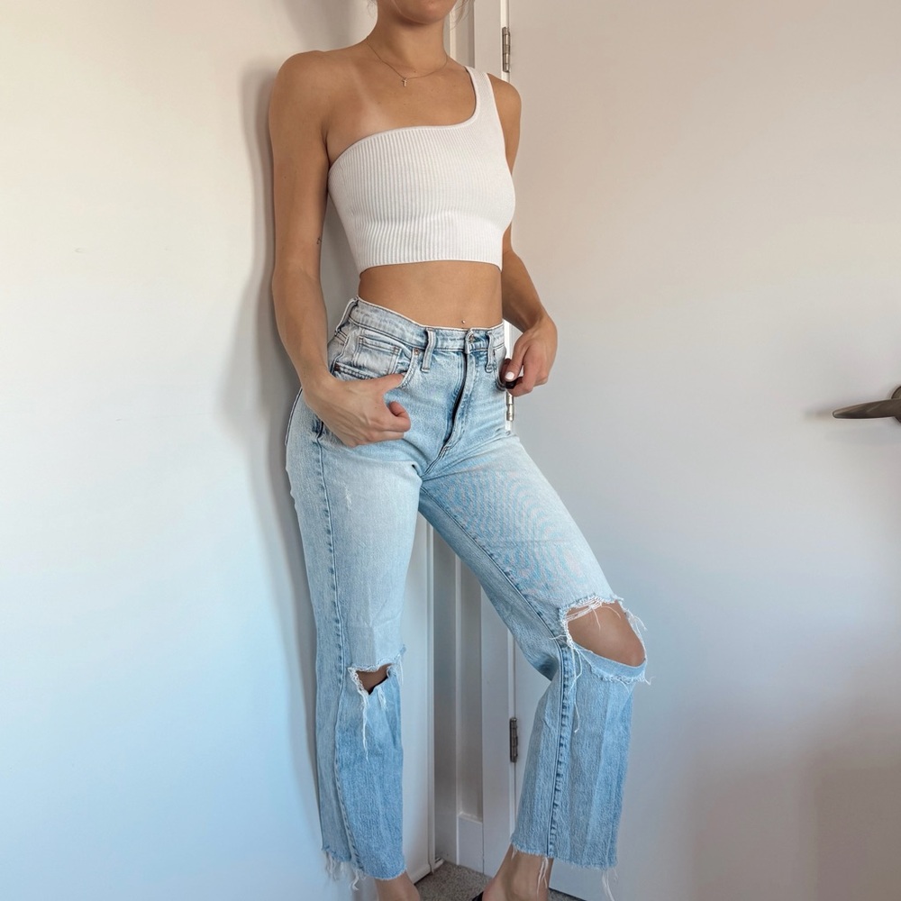 Aritzia Blue Straight Leg Jeans